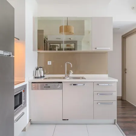 Apartment Prime And *